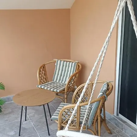 Piramida - Zavojsko Jezero Holiday home